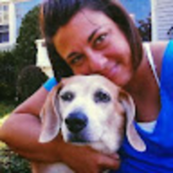 Meet your Posher, Christie - Picture 1 of 1